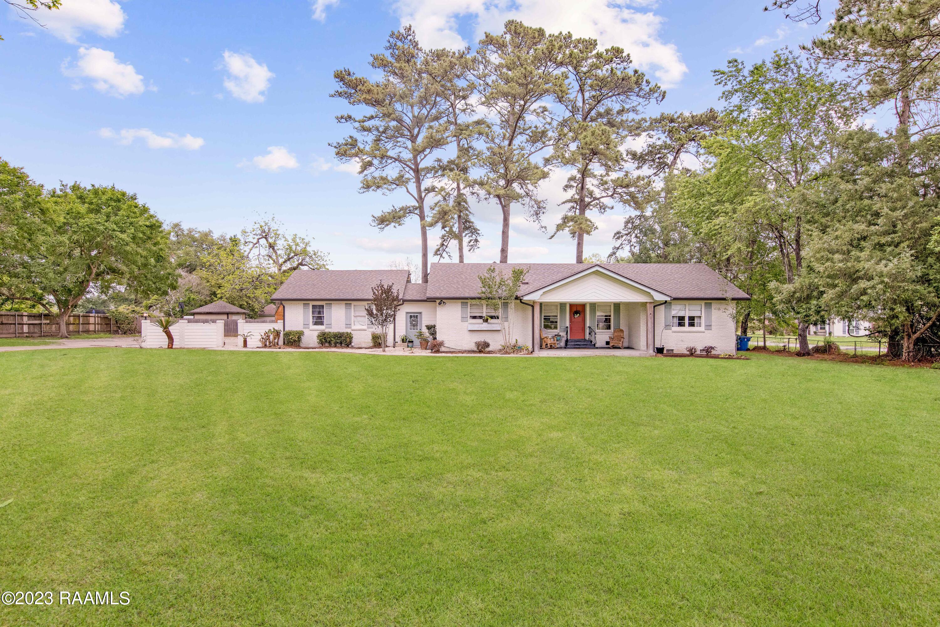 202-W-Butcher-Switch-Rd-1