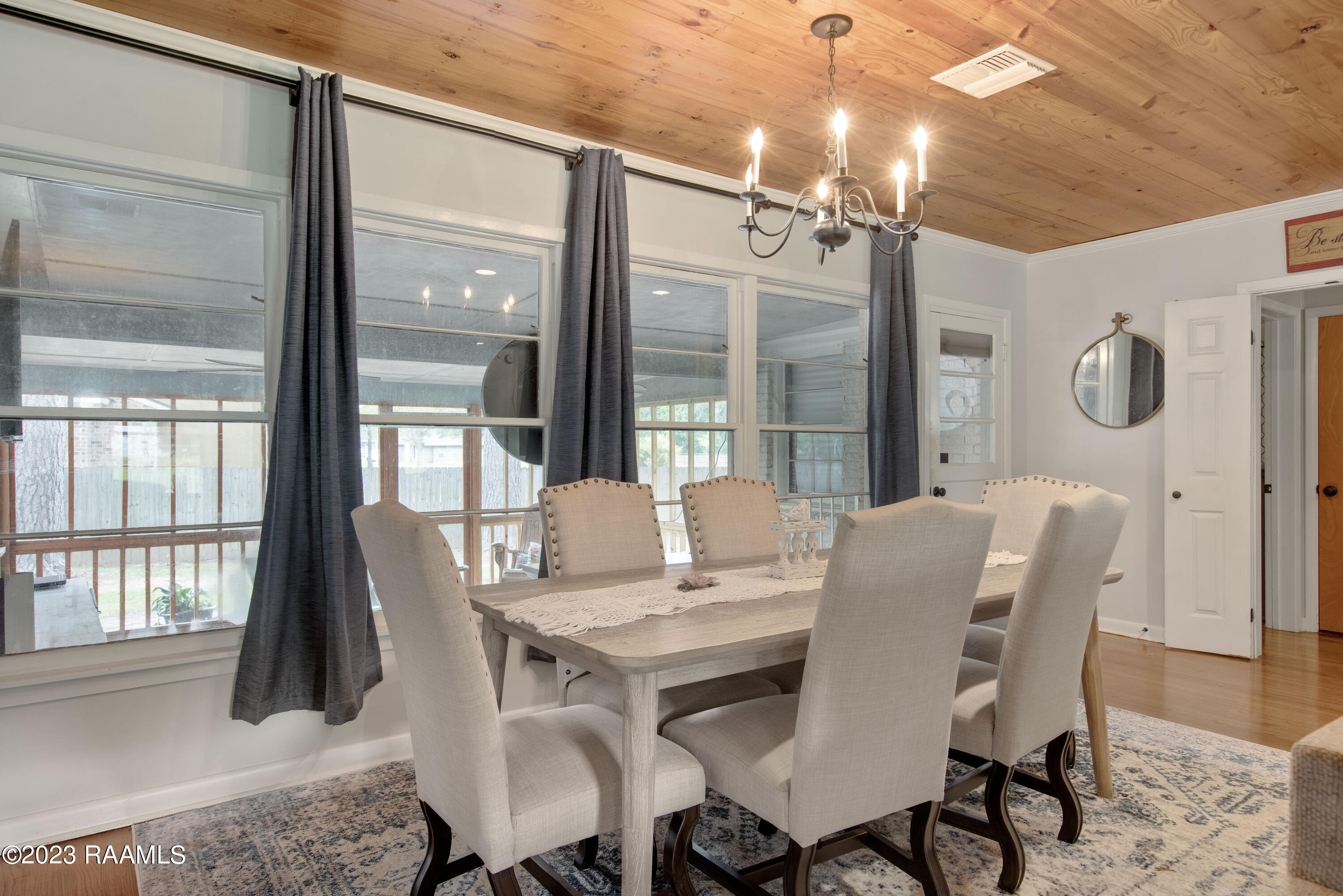 202 West Butcher Switch Road Lafayette, LA 70507 - Photo 11 of 30 202 W Butcher Switch Rd-14