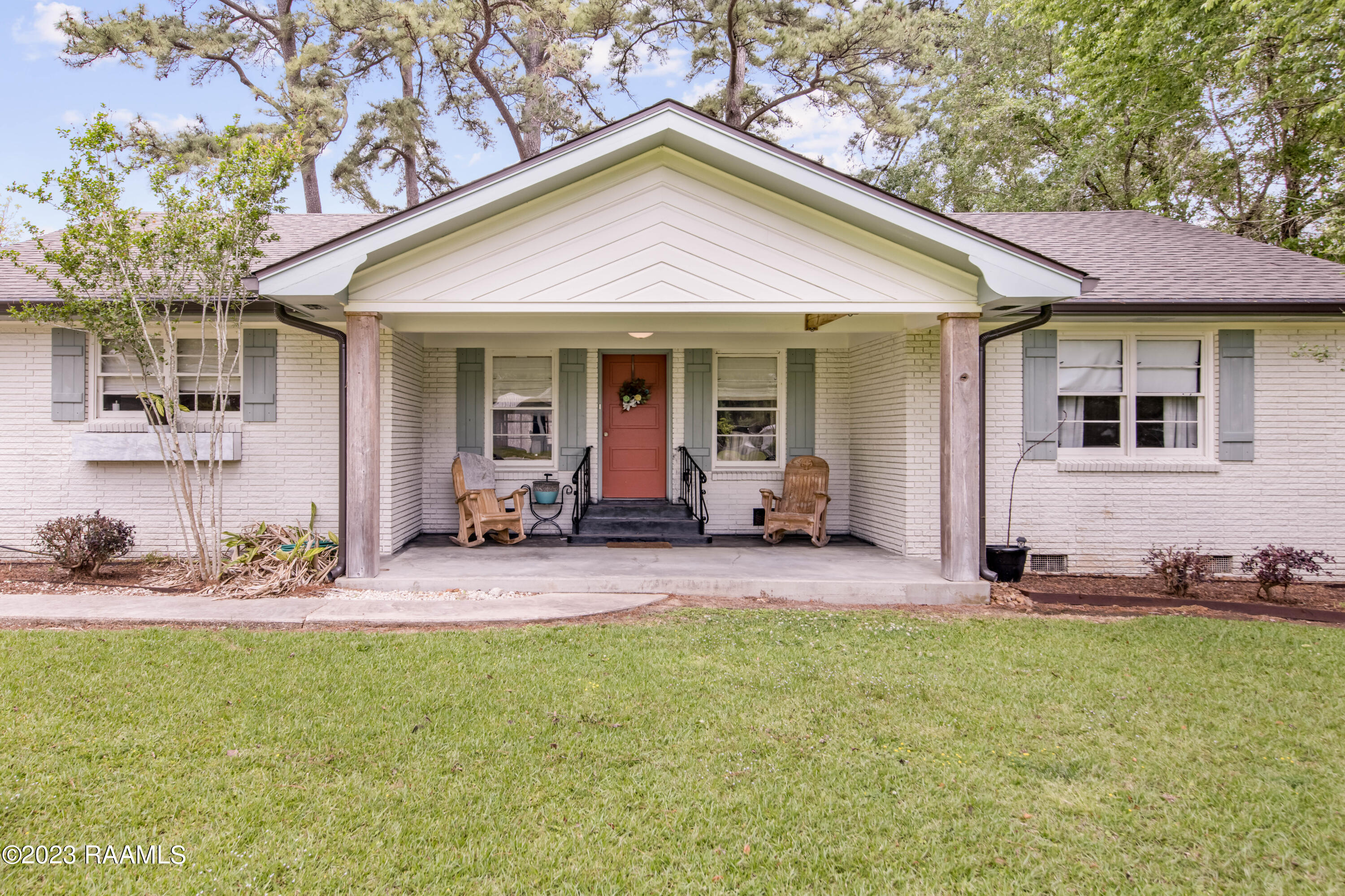 202 West Butcher Switch Road Lafayette, LA 70507 - Photo 2 of 30 202 W Butcher Switch Rd-3