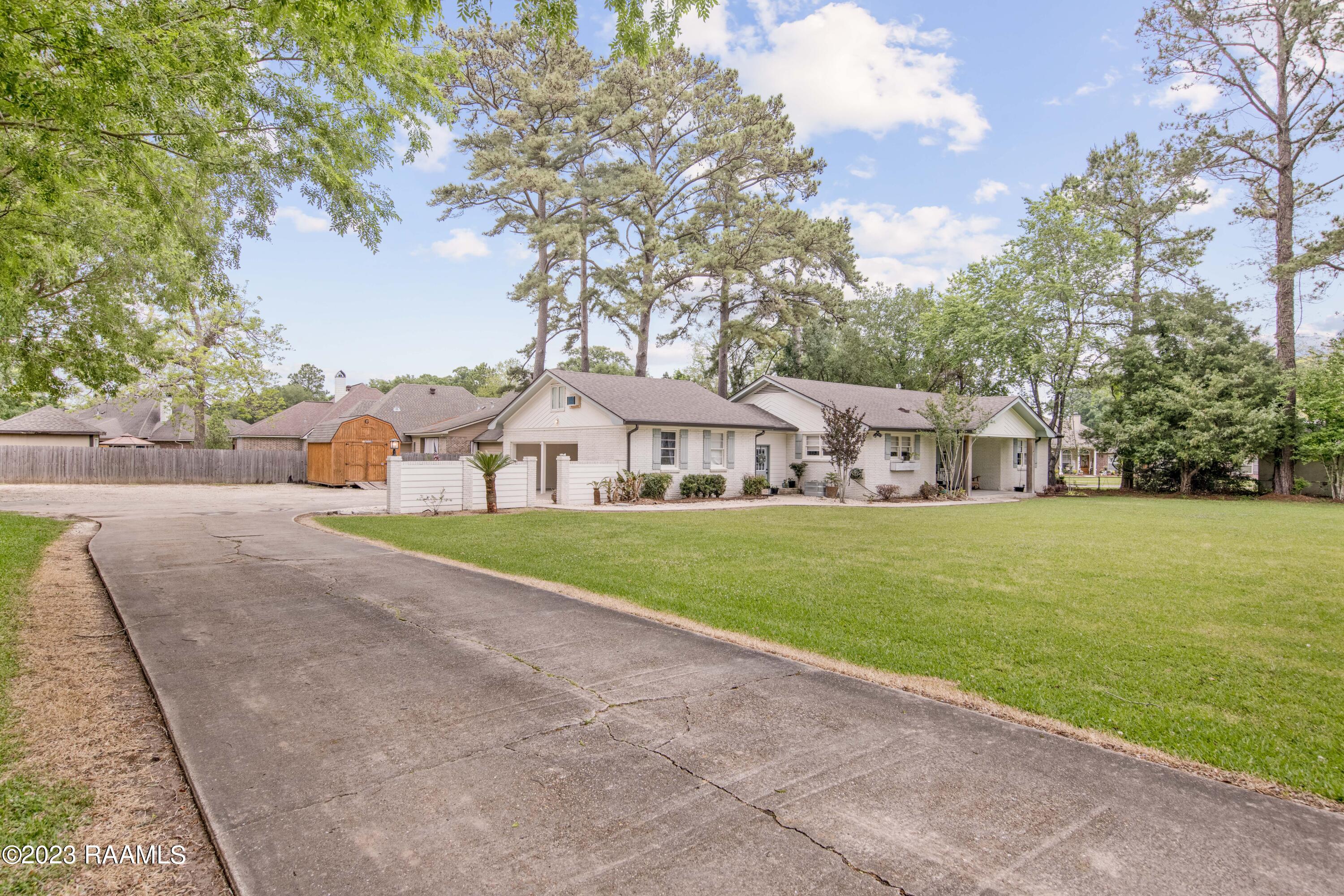 202 West Butcher Switch Road Lafayette, LA 70507 - Photo 29 of 30 202 W Butcher Switch Rd-4