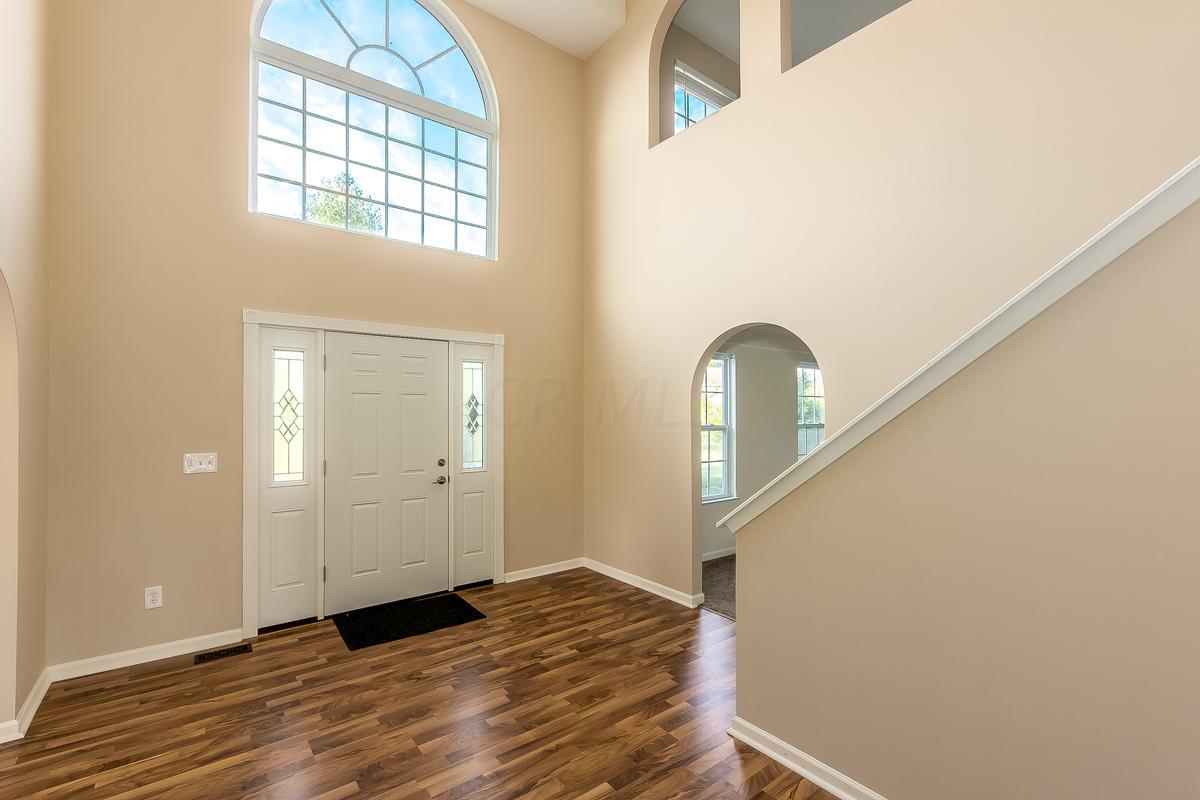 294 Heathermere Loop Galena, OH 43021 - Photo 3 of 41 Gallery Image 3