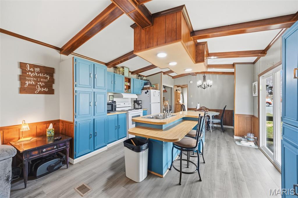 10076 Oakside Road Mineral Point, MO 63660 - Photo 6 of 30