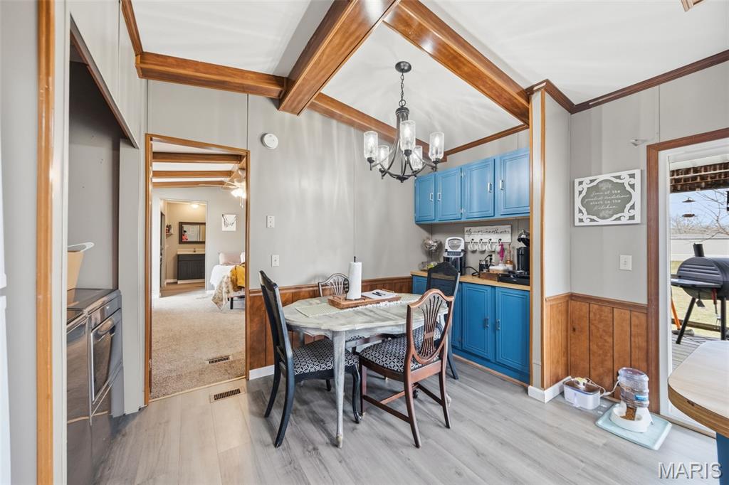 10076 Oakside Road Mineral Point, MO 63660 - Photo 8 of 30