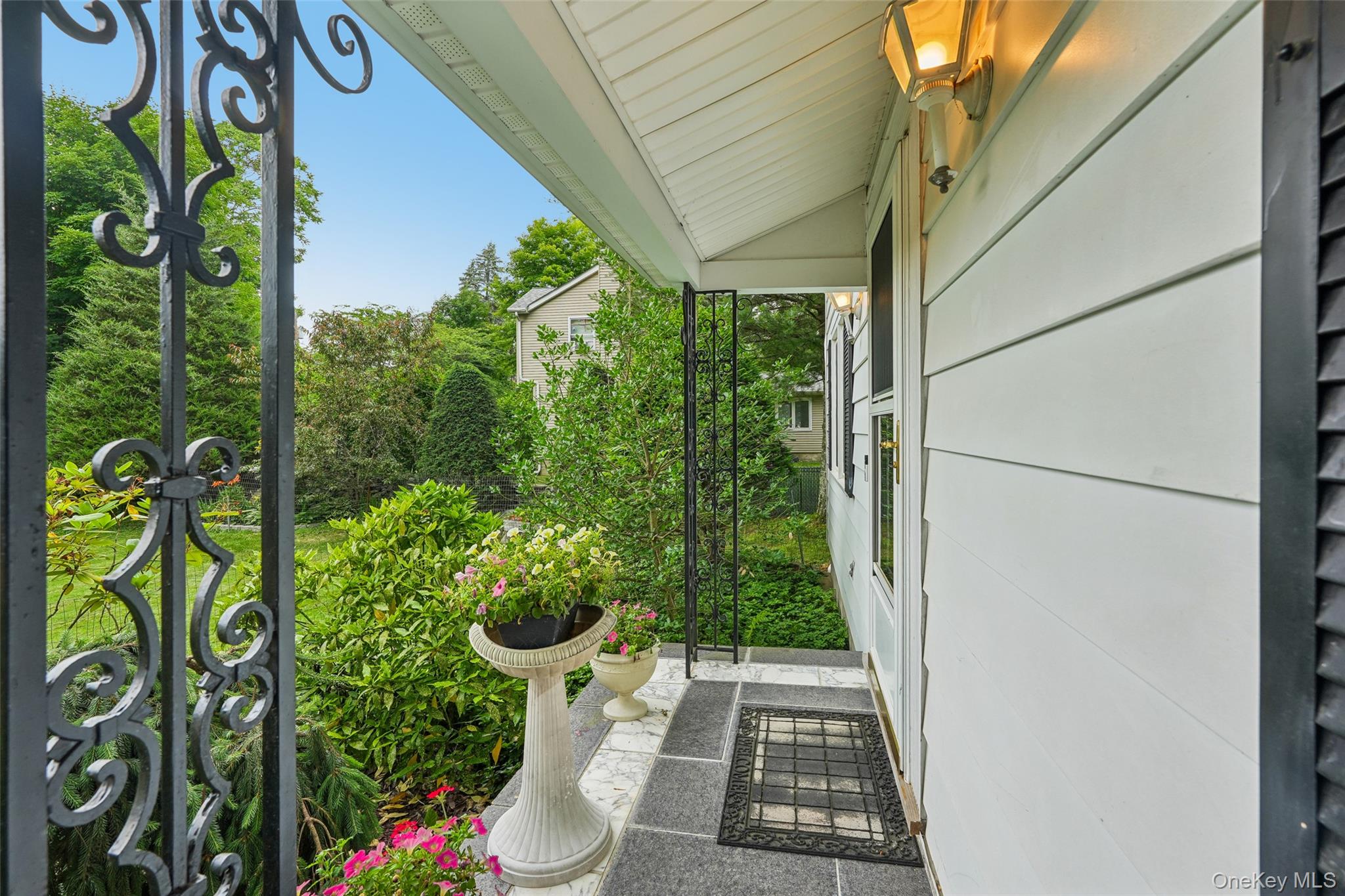 5 Lacona Road Mahopac, NY 10541 - Photo 4 of 46