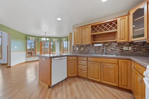 $639,900 | 26311 Dukleth Drive, Norway, WI 53185