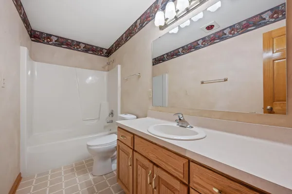 $639,900 | 26311 Dukleth Drive, Norway, WI 53185