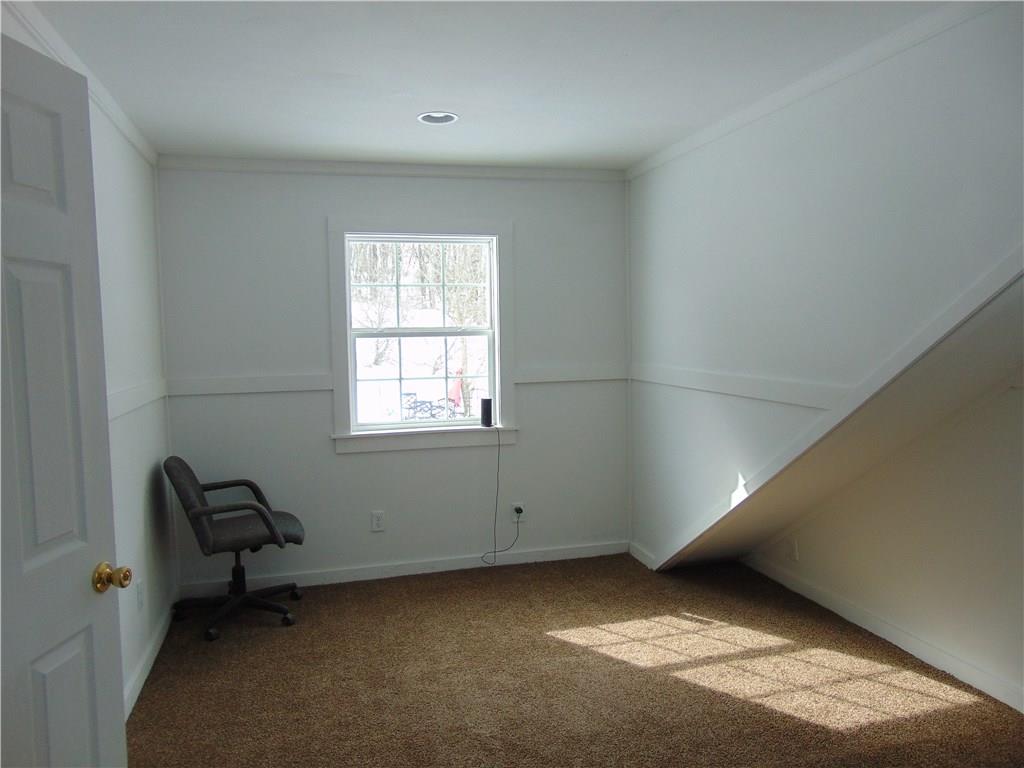 142 Center Loop Jefferson, PA 15344 - Photo 15 of 23