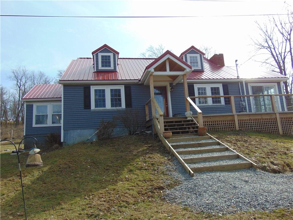142 Center Loop Jefferson, PA 15344 - Photo 3 of 23