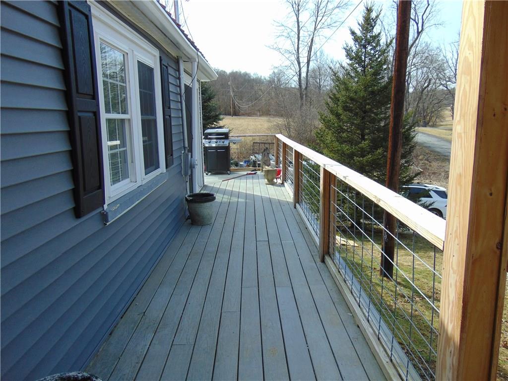 142 Center Loop Jefferson, PA 15344 - Photo 6 of 23