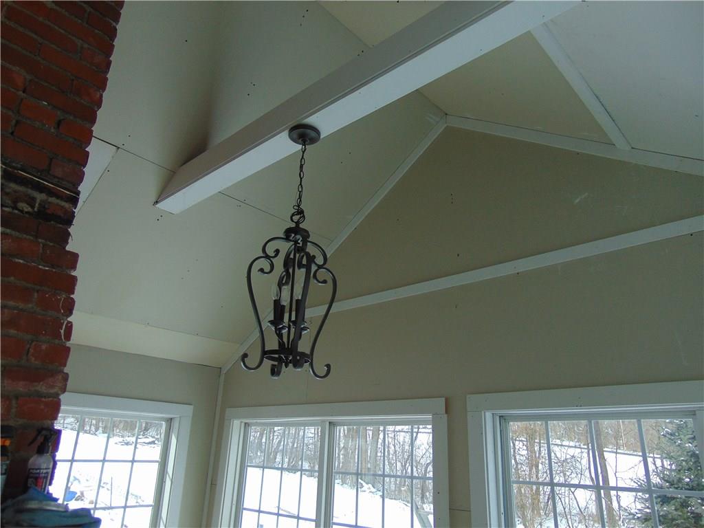 142 Center Loop Jefferson, PA 15344 - Photo 8 of 23