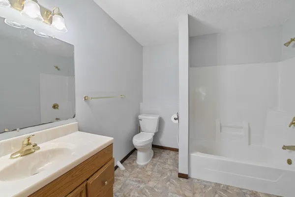 $419,900 | 2307 121st Circle, Coon Rapids, MN 55448