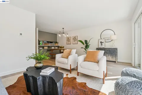 $695,000 | Bay Farm Island, Alameda, CA 94502