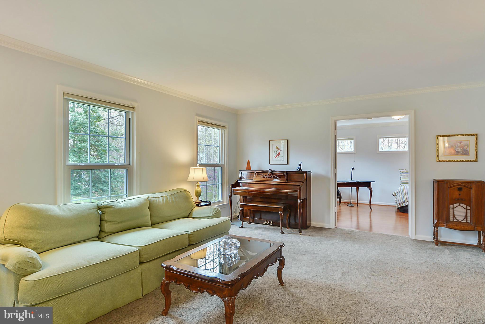 11867 Fawn Ridge Lane Reston, VA 20194 - Photo 12 of 30 Living Room