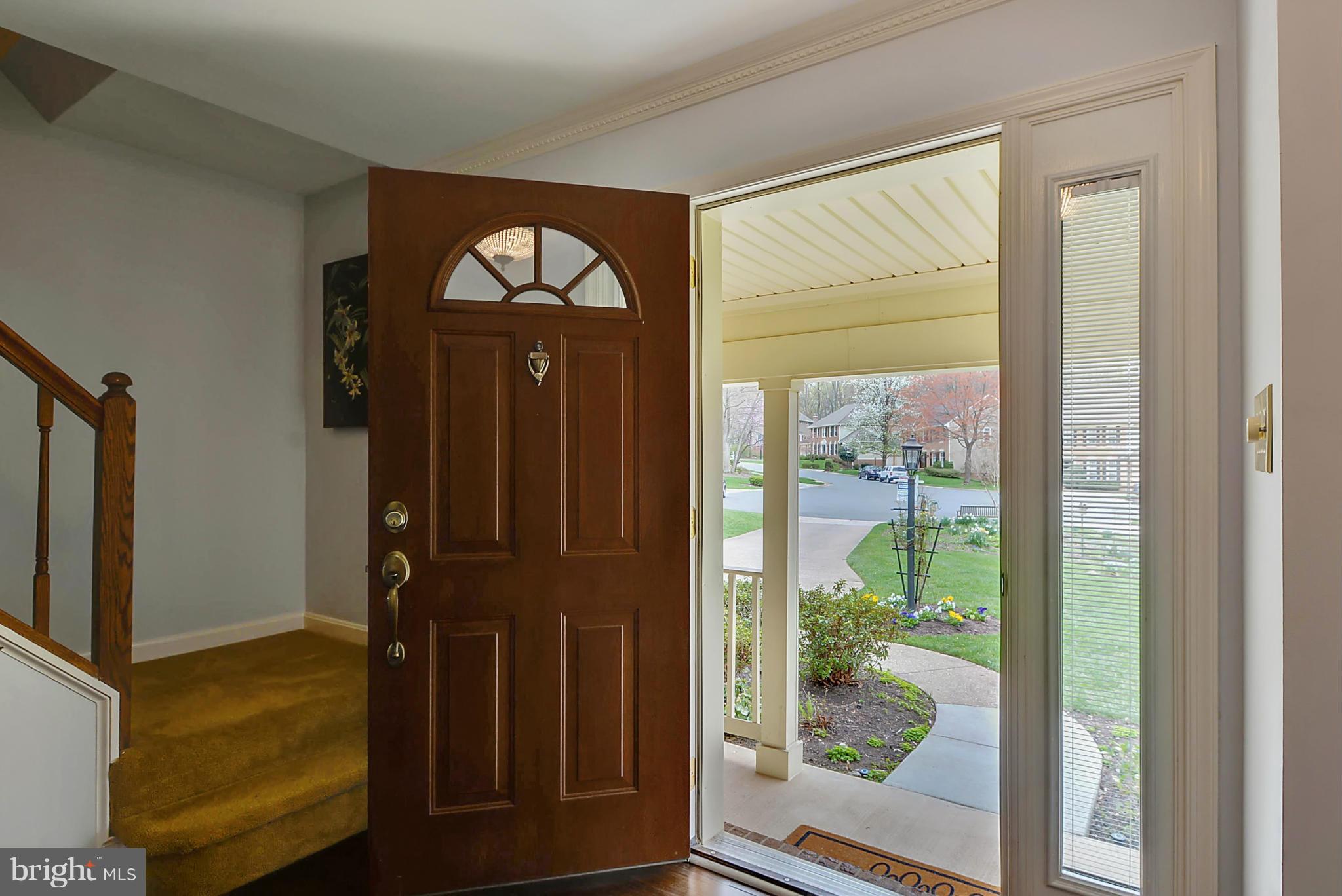 11867 Fawn Ridge Lane Reston, VA 20194 - Photo 3 of 30 Interior (General)