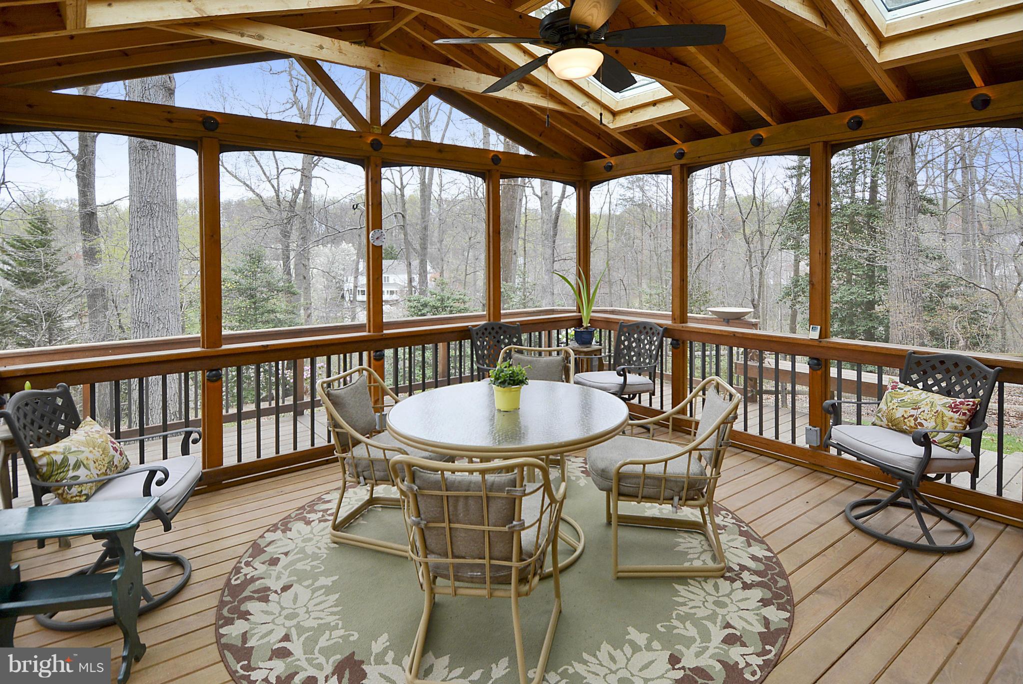 11867 Fawn Ridge Lane Reston, VA 20194 - Photo 27 of 30 Exterior (Rear)