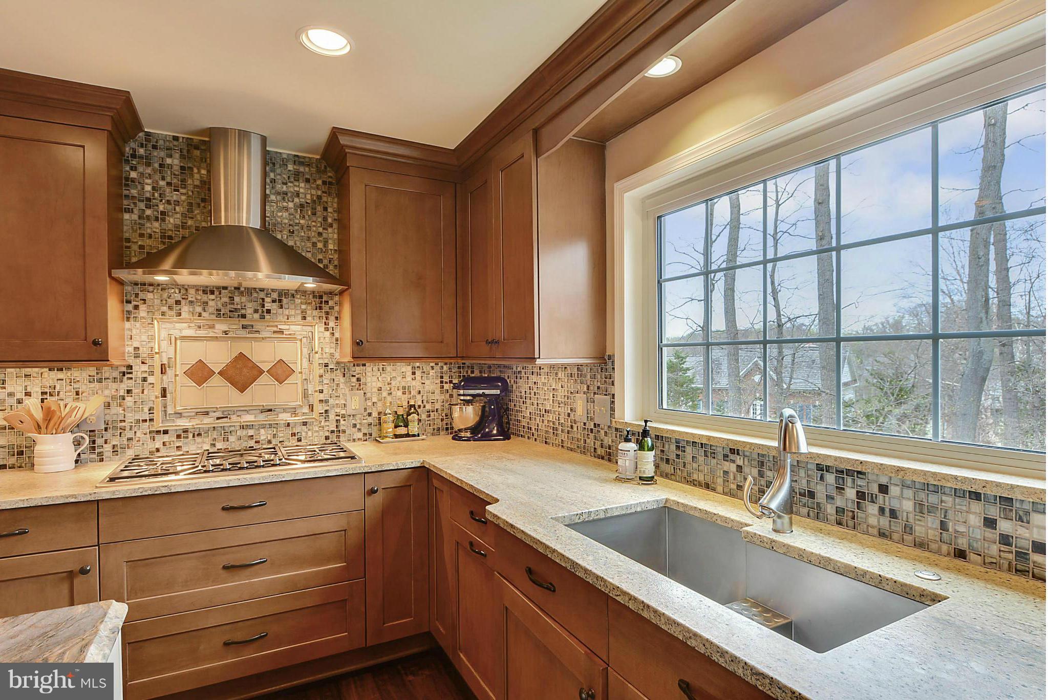 11867 Fawn Ridge Lane Reston, VA 20194 - Photo 5 of 30 Kitchen