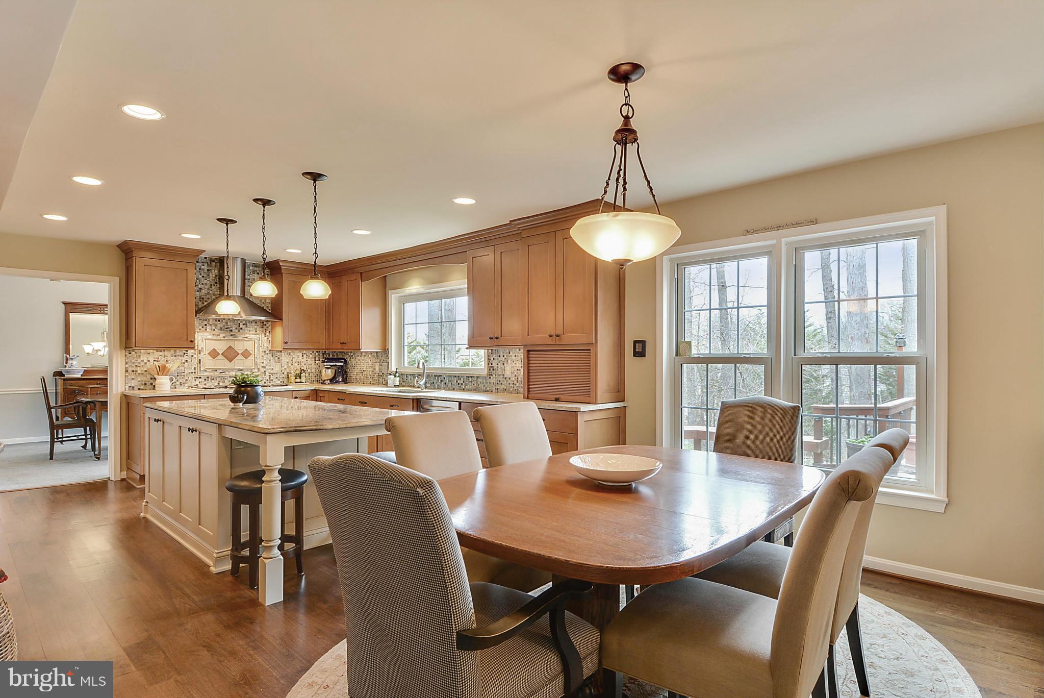 11867 Fawn Ridge Lane Reston, VA 20194 - Photo 7 of 30 Kitchen
