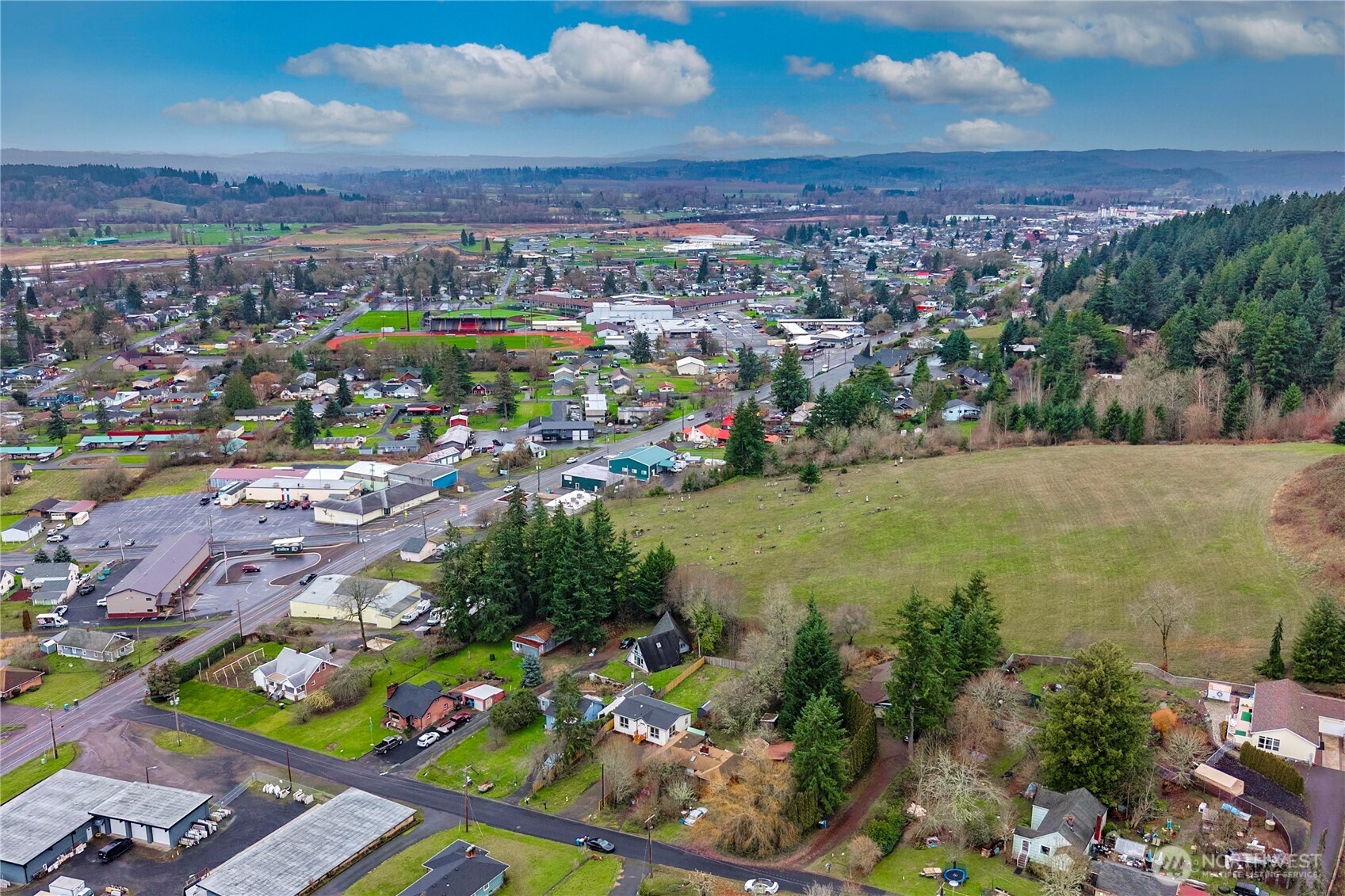 52 Southeast Spring Street Chehalis, WA 98532 - Photo 38 of 40 an aerial view of a city
