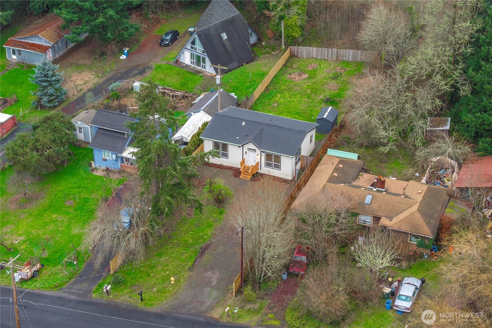 52 Southeast Spring Street Chehalis, WA 98532 - Photo 39 of 40 an aerial view of house with yard