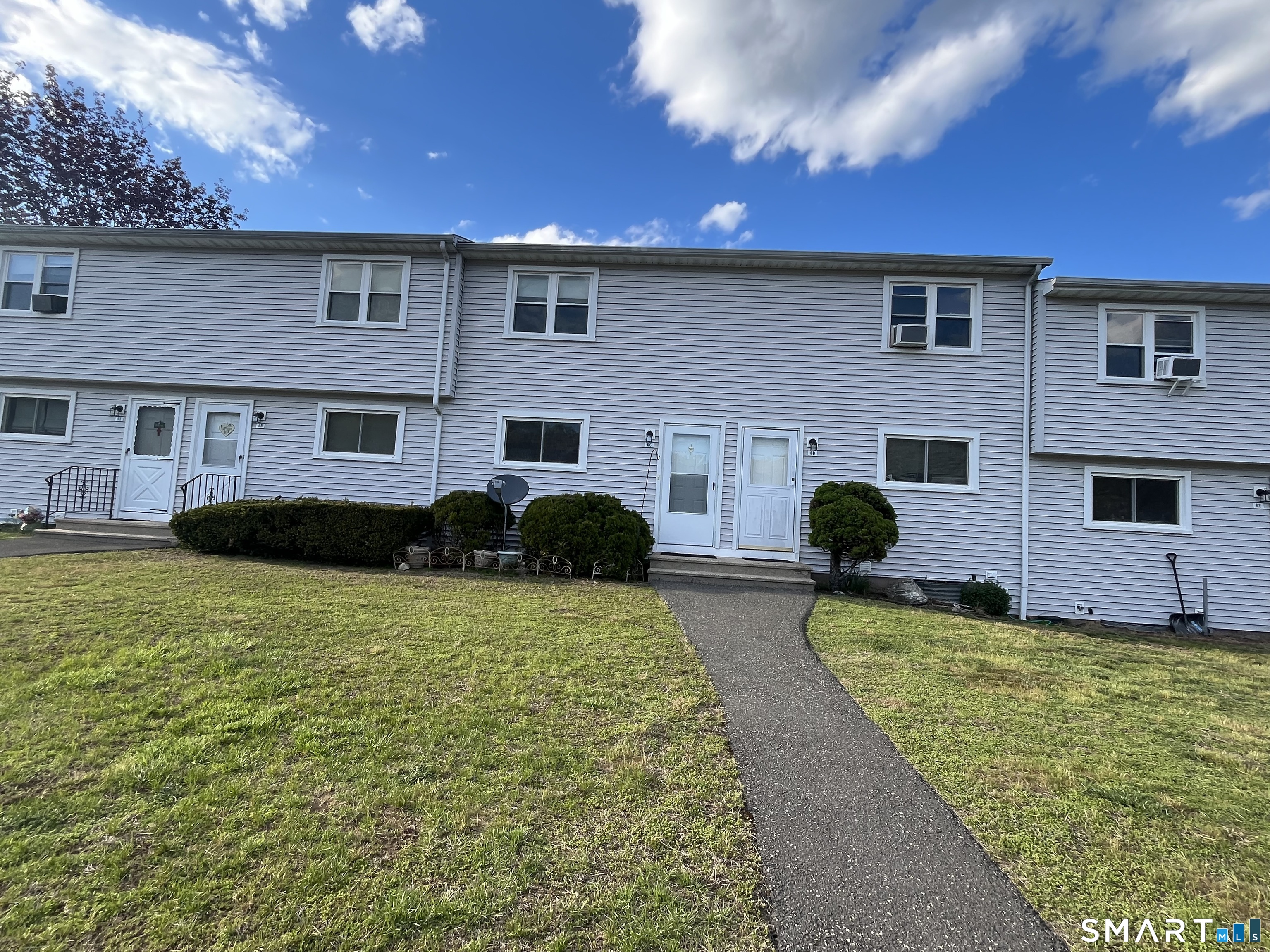 1081 New Haven Road, Unit 6C Naugatuck, CT 06770 - Photo 2 of 30