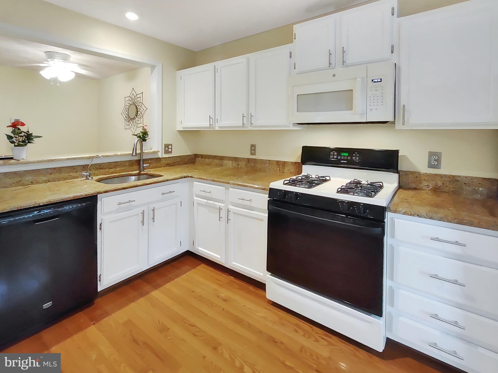 2239 Hunter's Run Drive, Unit 2239 Reston, VA 20191 - Photo 13 of 47