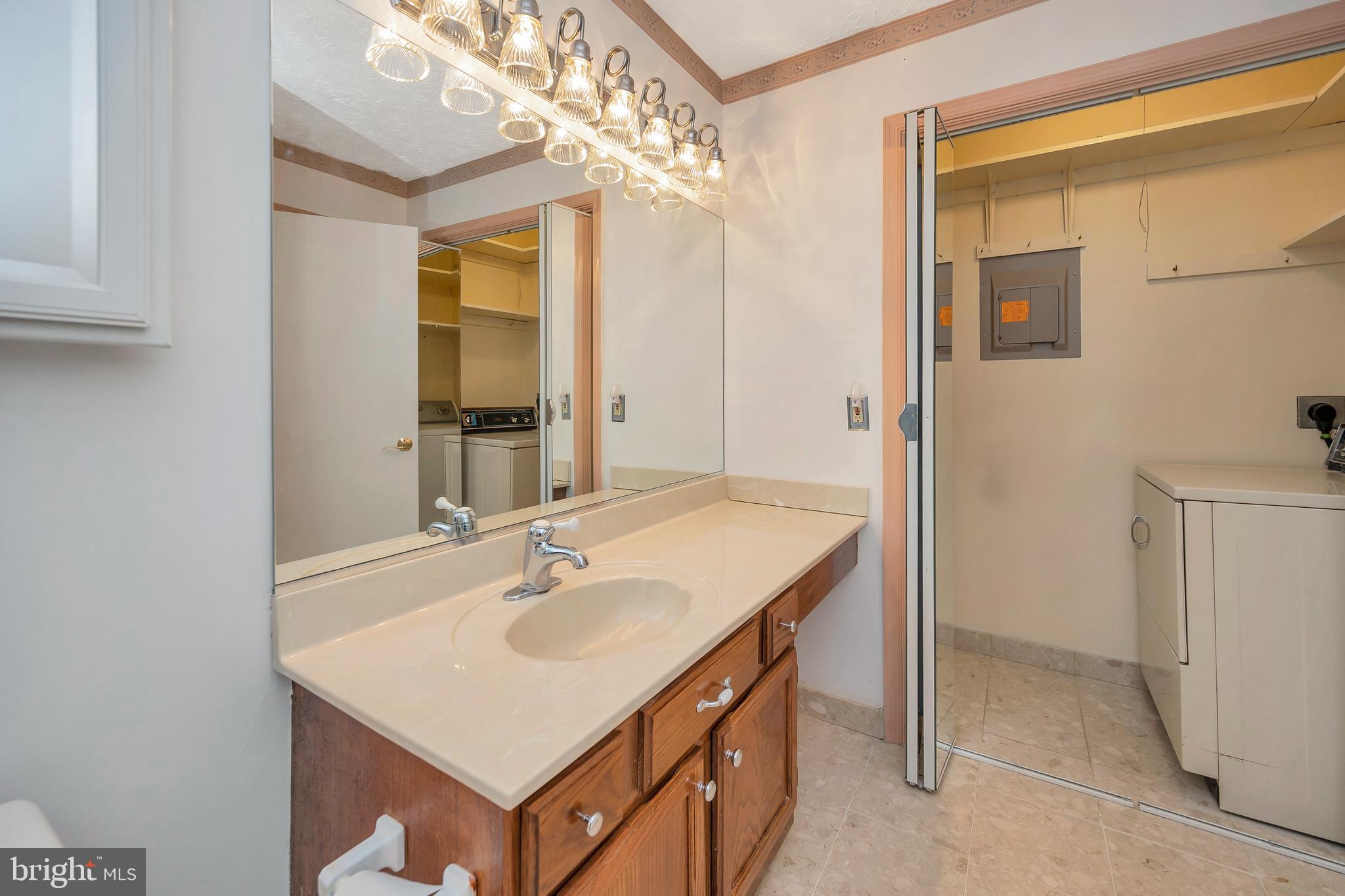 2239 Hunter's Run Drive, Unit 2239 Reston, VA 20191 - Photo 32 of 47