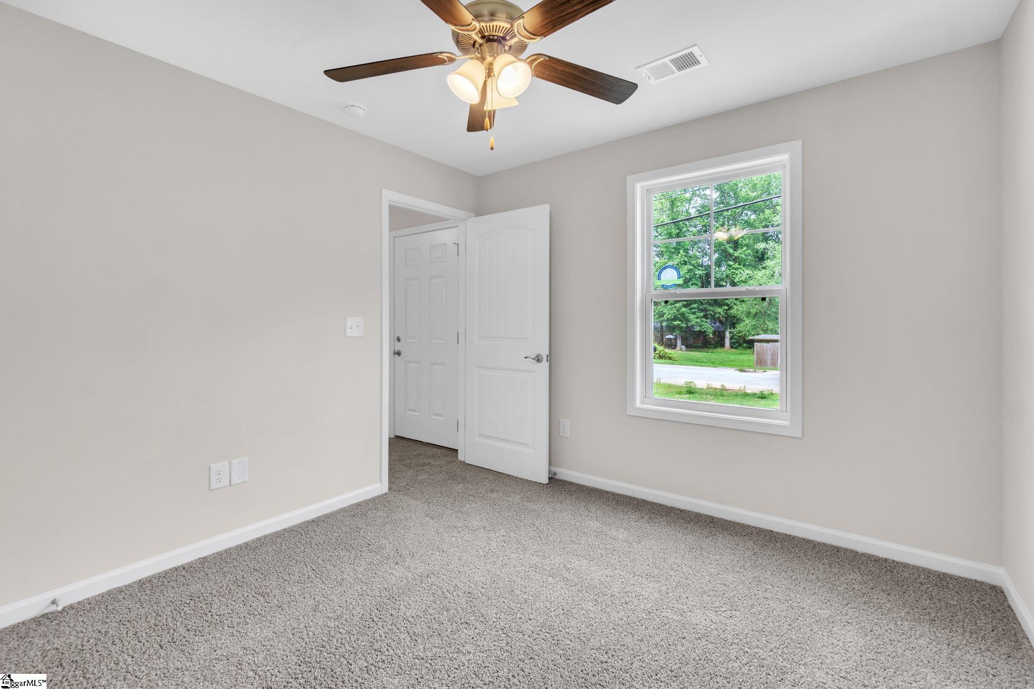 217 Stratford Road Greenville, SC 29605 - Photo 14 of 32 Gallery Image 14