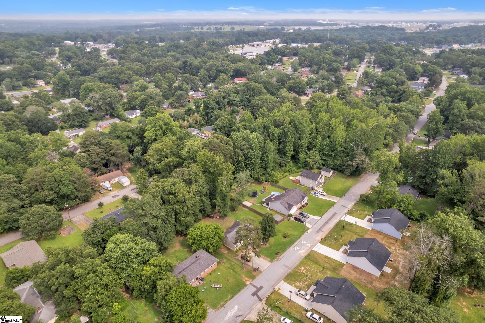 217 Stratford Road Greenville, SC 29605 - Photo 32 of 32 Gallery Image 32