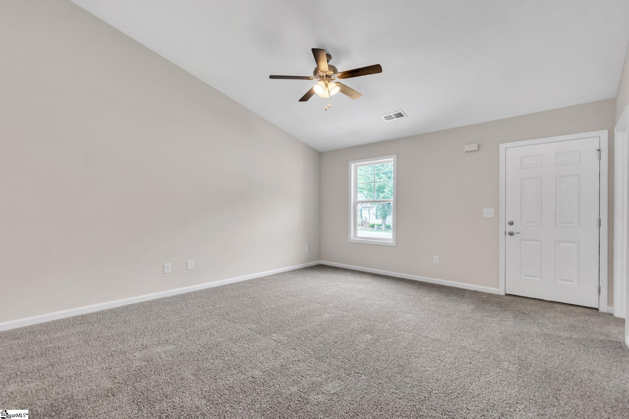 217 Stratford Road Greenville, SC 29605 - Photo 7 of 32 Gallery Image 7