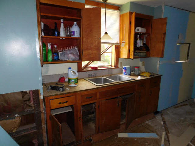 612 West Marigold Avenue Foley, AL 36535 - Photo 6 of 12 Kitchen