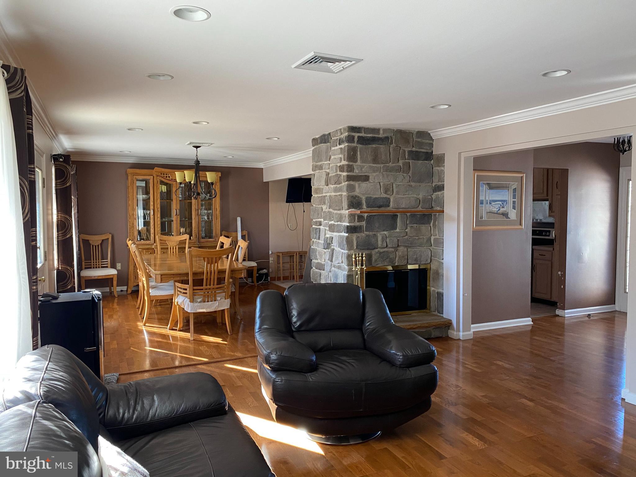 74 Seckelpear Road Levittown, PA 19056 - Photo 3 of 16 Gallery Image 3