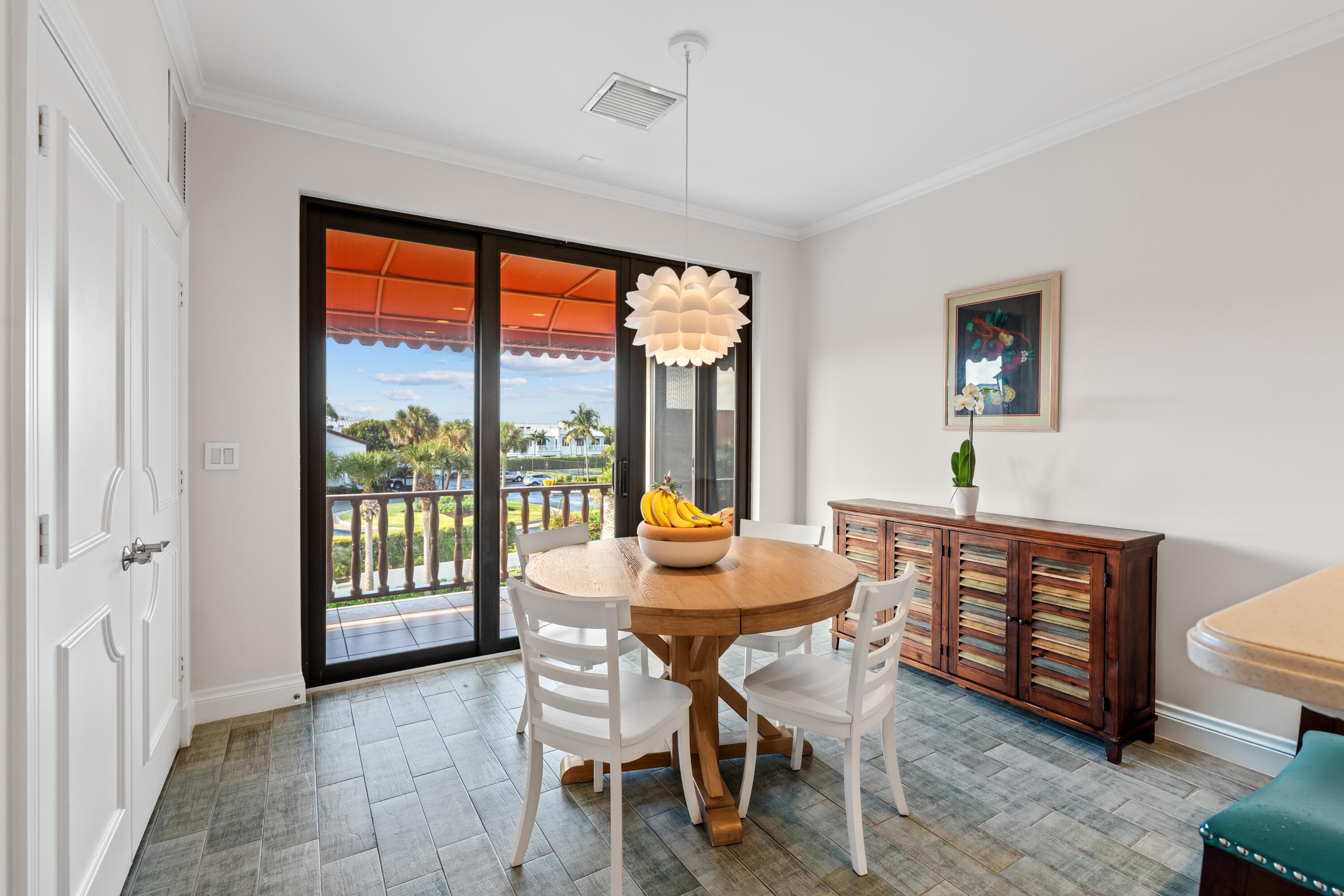 5833 North Ocean Boulevard, Unit D2 Ocean Ridge, FL 33435 - Photo 16 of 24 17 mls_BREAKFAST_NOOK_DT