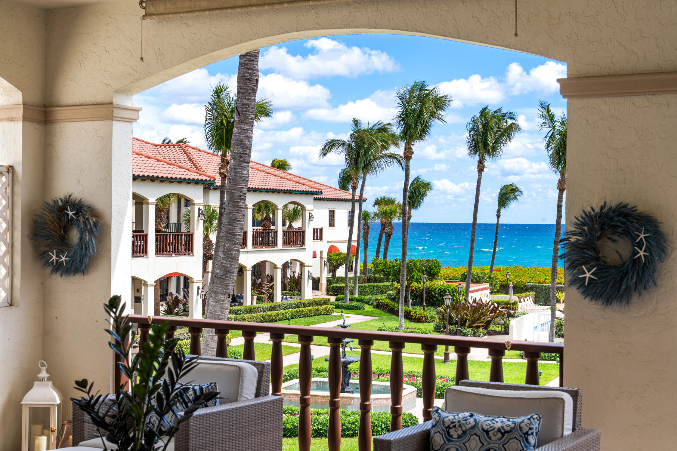 5833 North Ocean Boulevard, Unit D2 Ocean Ridge, FL 33435 - Photo 7 of 24 7 DSC04097