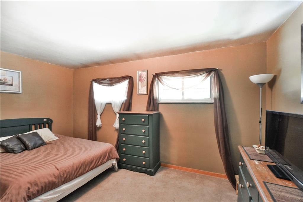 907 McCoy Road McKees Rocks, PA 15136 - Photo 14 of 21 Bedroom 3
