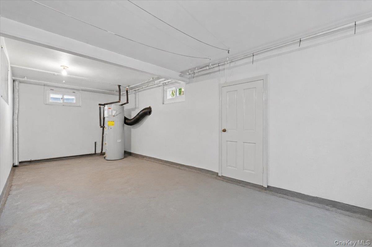 183-41 Dalny Road Queens, NY 11432 - Photo 22 of 31 a view of empty room