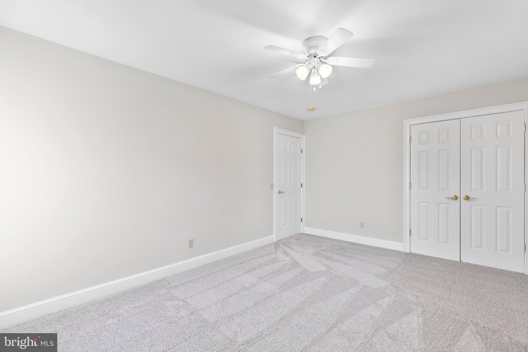 19149 Stoney Point Road King George, VA 22485 - Photo 34 of 81 Guest Bedroom1 closet