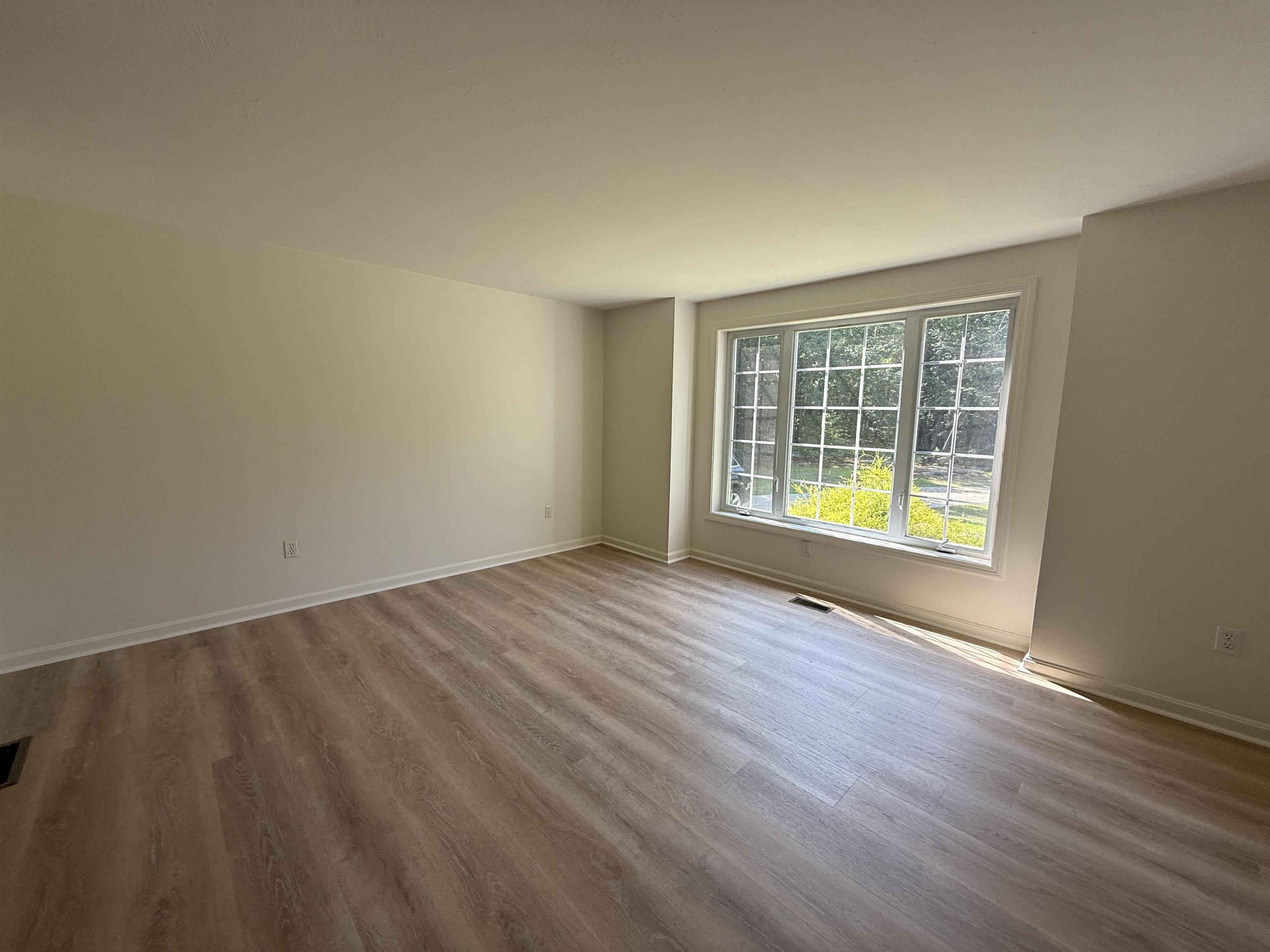 144 Main Street, Unit 3 Fremont, NH 03044 - Photo 3 of 25