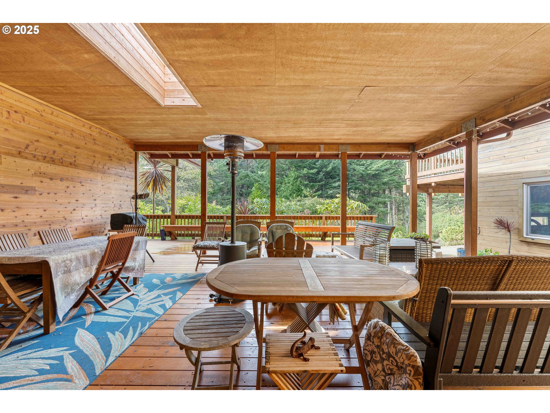 47555 Leeward Street Langlois, OR 97450 - Photo 33 of 45 a outdoor space with furniture