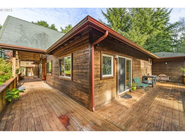 $1,190,000 | 47555 Leeward Street, Langlois, OR 97450
