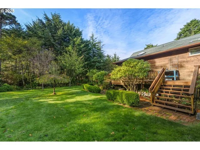 $1,190,000 | 47555 Leeward Street, Langlois, OR 97450