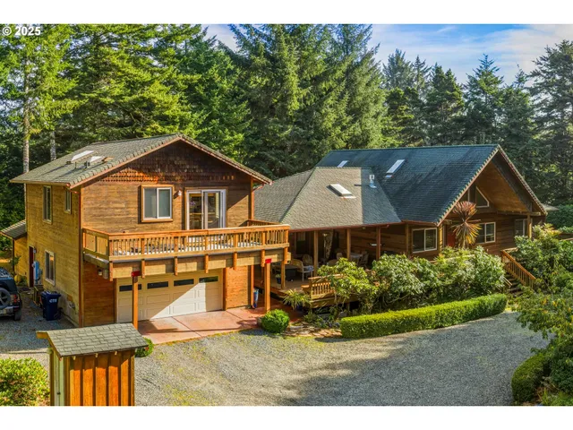 $1,190,000 | 47555 Leeward Street, Langlois, OR 97450