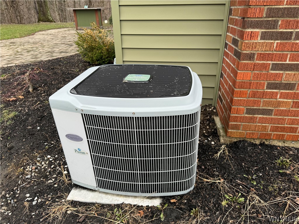 6668 Milestrip Road Orchard Park, NY 14127 - Photo 29 of 30 A/C!