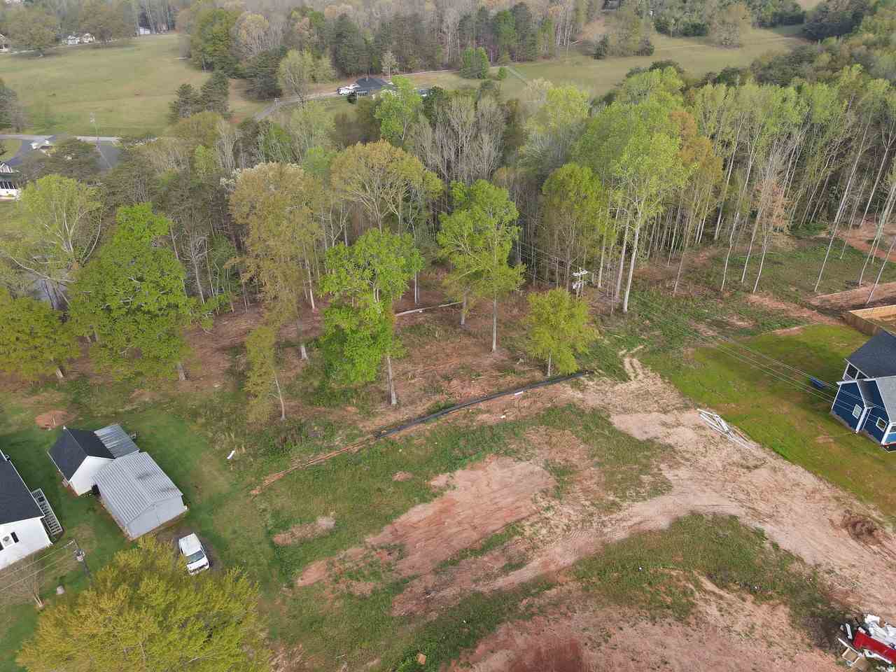 240 Bertha Burns Road Inman, SC 29349 - Photo 4 of 8