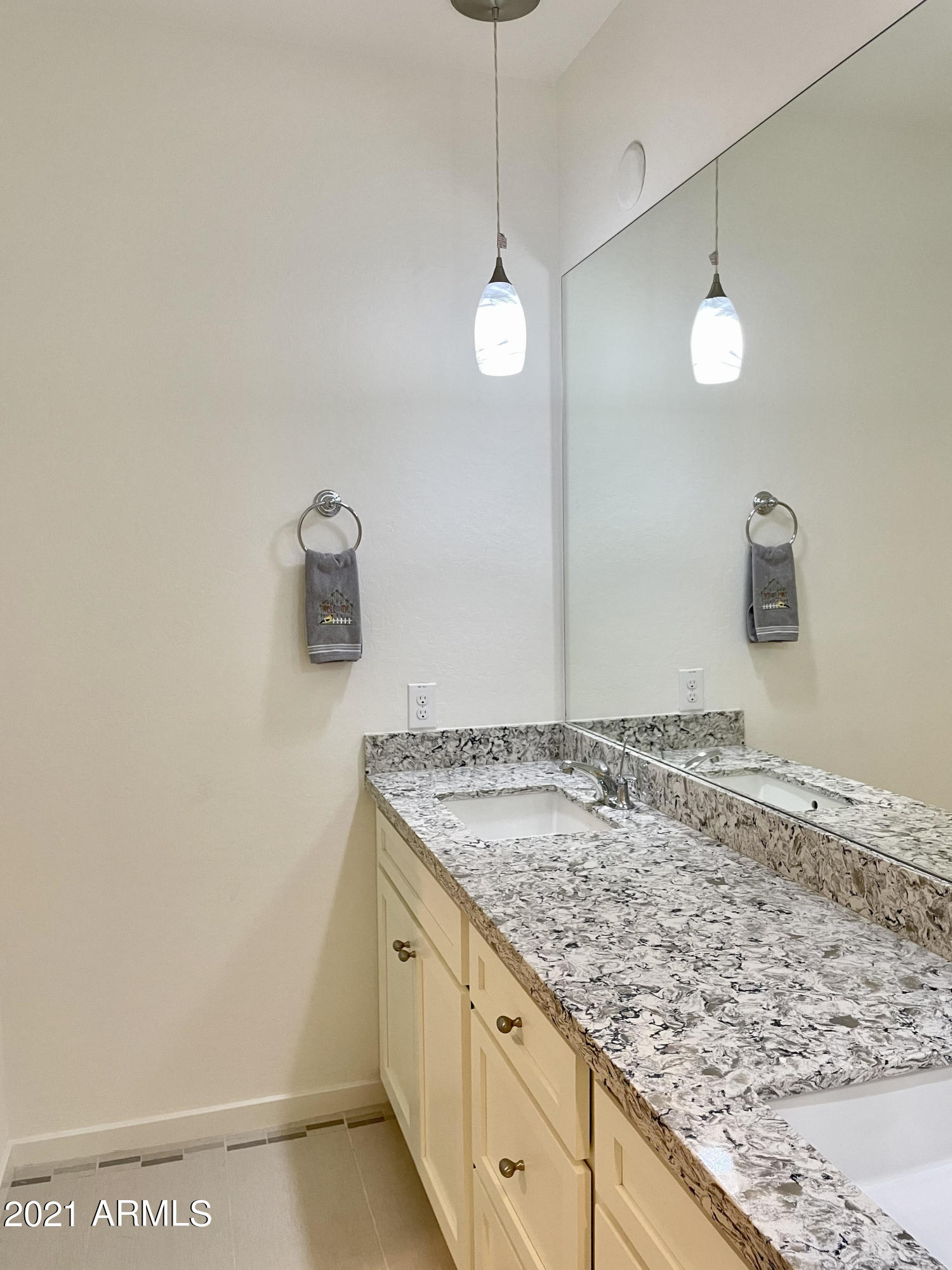 3935 East Rough Rider Road, Unit 1345 Phoenix, AZ 85050 - Photo 12 of 35 3935 hall bath