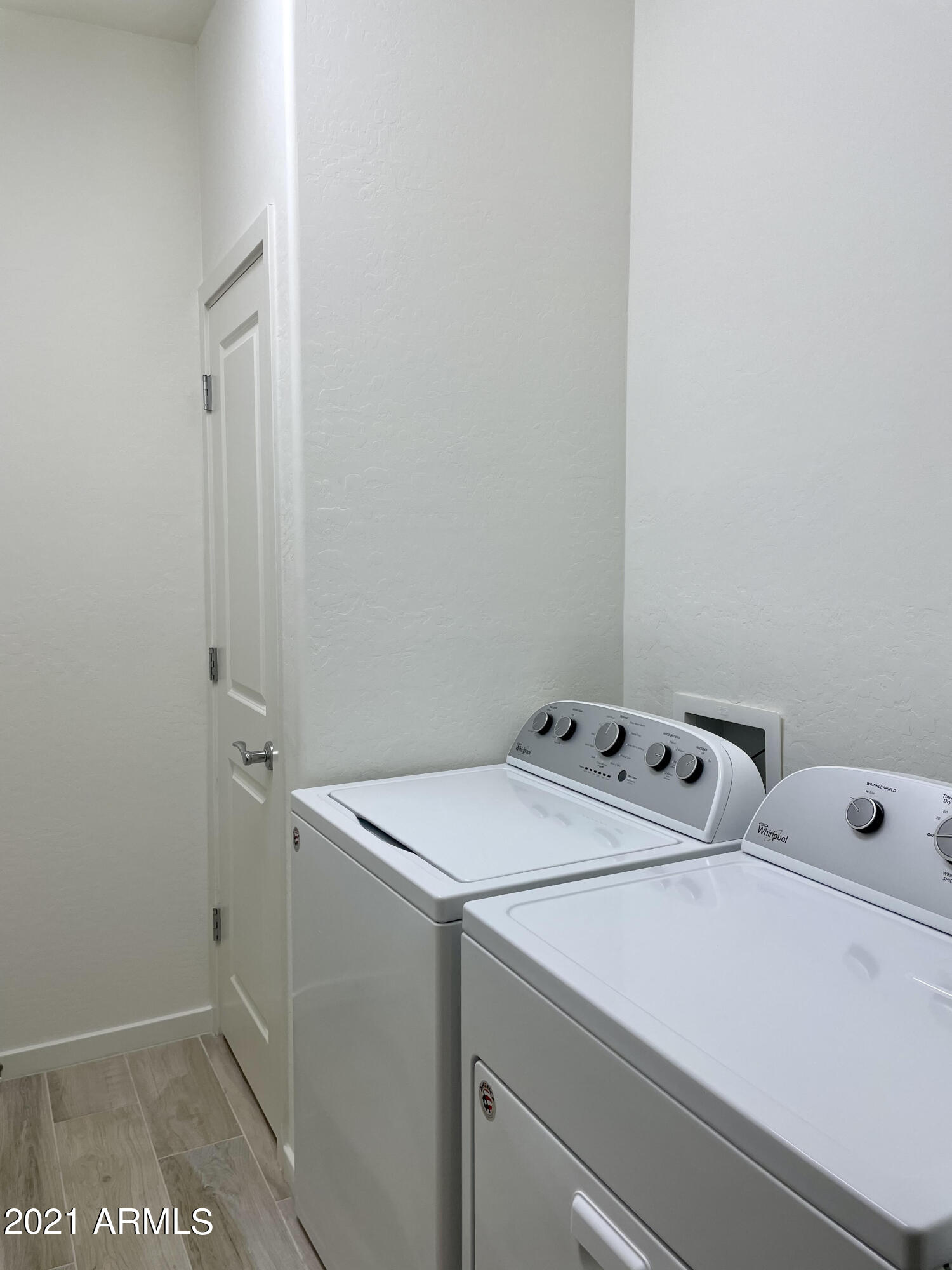 3935 East Rough Rider Road, Unit 1345 Phoenix, AZ 85050 - Photo 10 of 35 3935 laundry