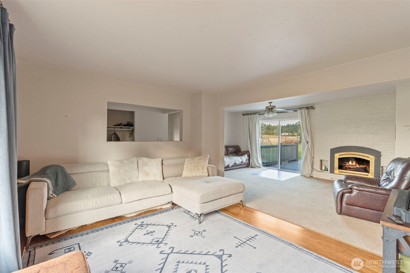 450 Hawkins Road Winlock, WA 98596 - Photo 6 of 40 a living room with furniture and a couch