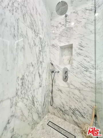 $1,485,000 | 999 North Doheny Drive, Unit 812, West Hollywood, CA 90069