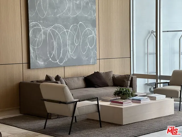 $1,485,000 | 999 North Doheny Drive, Unit 812, West Hollywood, CA 90069