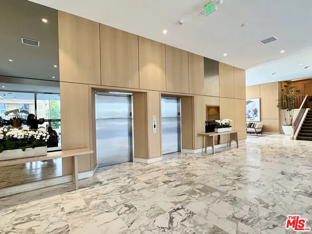 $1,485,000 | 999 North Doheny Drive, Unit 812, West Hollywood, CA 90069