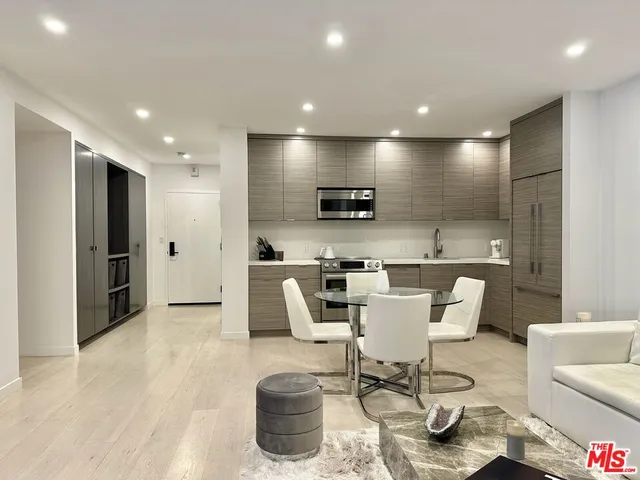 $1,485,000 | 999 North Doheny Drive, Unit 812, West Hollywood, CA 90069